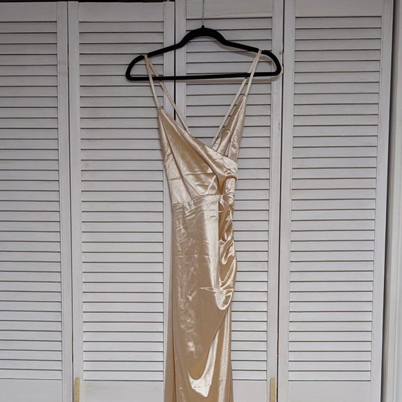 NEW Crisscross Backless Split Thigh Satin Prom Dress - XS - Picture 7 of 10